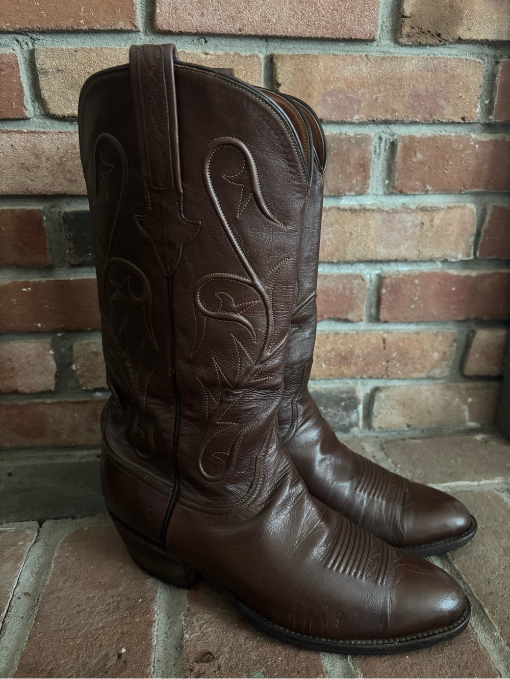 Rare Vintage Lucchese boots womens brown sz 8.5D Made IN USA.  Marks As Is